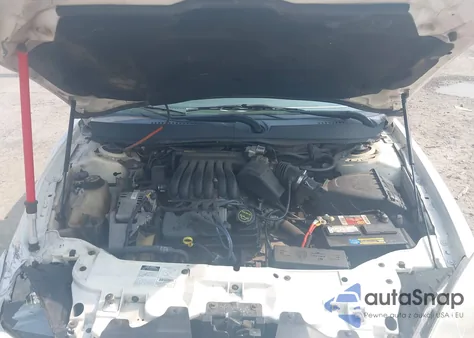 2001 Ford Taurus z USA, uszkodzony, nr VIN 1FAFP53U416127016